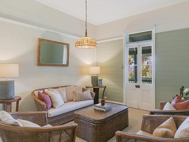 Photo 8 for Glenelg Upstairs Residence (1-6 persons)