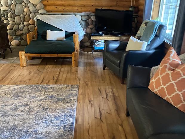 Photo 36 for Beautiful Updated Log Cabin In The Wilderness