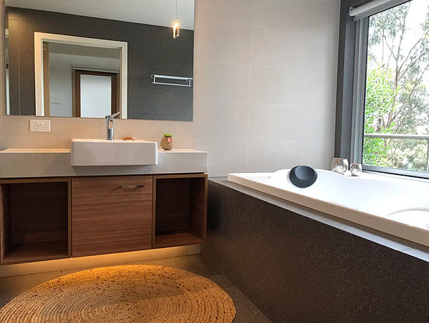Photo 9 for Messmate Luxurious Eco Suites - Indigo Suite