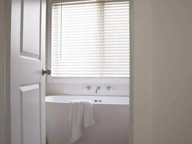 Photo 17 for The Tradesmans Cottage - Two