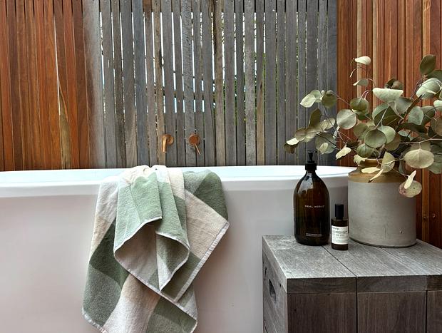 Photo 4 for Cosy Beach Hideaway in Cape Paterson with Outdoor Bath and Fire Pit