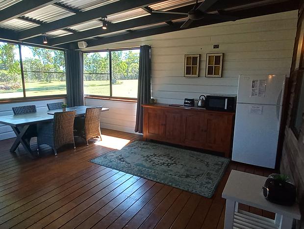 Photo 9 for Ironbark Cabin Lovedale
