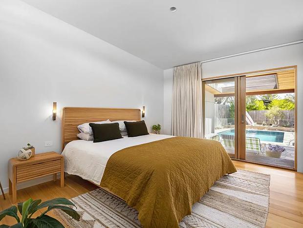 Photo 23 for Ivy Tyrone - Gas heated Pool - Stunning Renovation