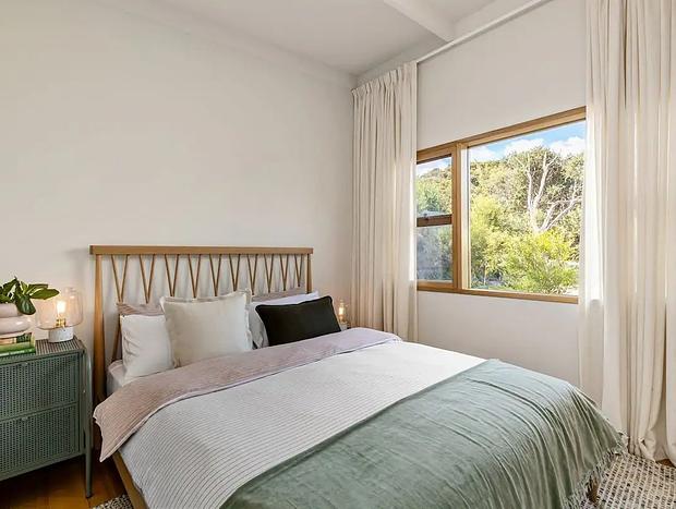 Photo 24 for Ivy Tyrone - Gas heated Pool - Stunning Renovation
