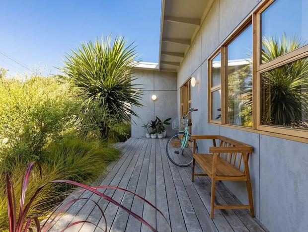 Photo 46 for Ivy Tyrone - Gas heated Pool - Stunning Renovation
