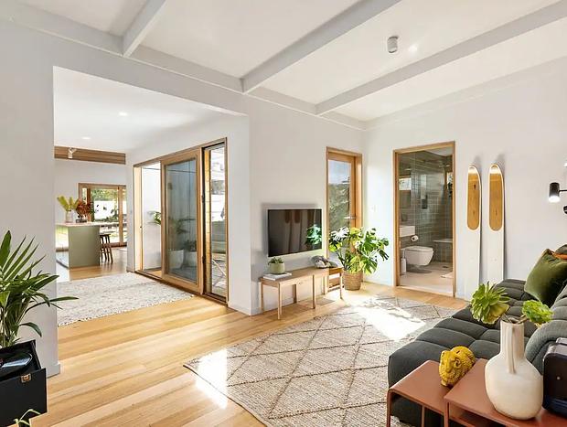Photo 18 for Ivy Tyrone - Gas heated Pool - Stunning Renovation
