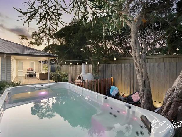 Photo 20 for Rye Botanica - Swim Spa - Renovated - Amazing Garden
