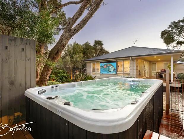 Photo 24 for Rye Botanica - Swim Spa - Renovated - Amazing Garden