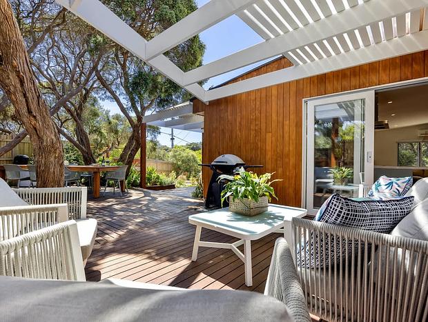 Photo 5 for Moonah Tree House - Rye Back Beach retreat w/ Spa