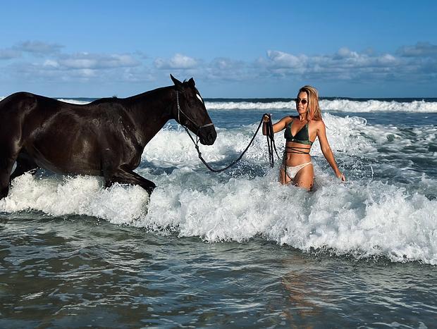 Photo 6 for Sugar Beach & Sugar Babes
