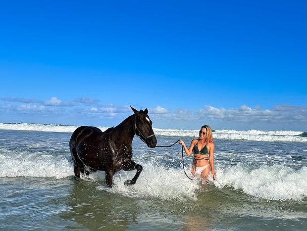 Photo 10 for You can lead a horse to water...