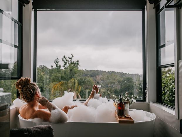 Photo 1 for Bubble Bath at Sunset