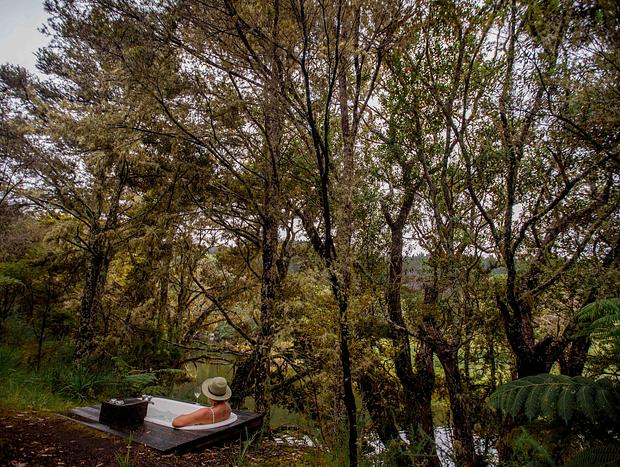 Photo 5 for Outdoor bath by the river