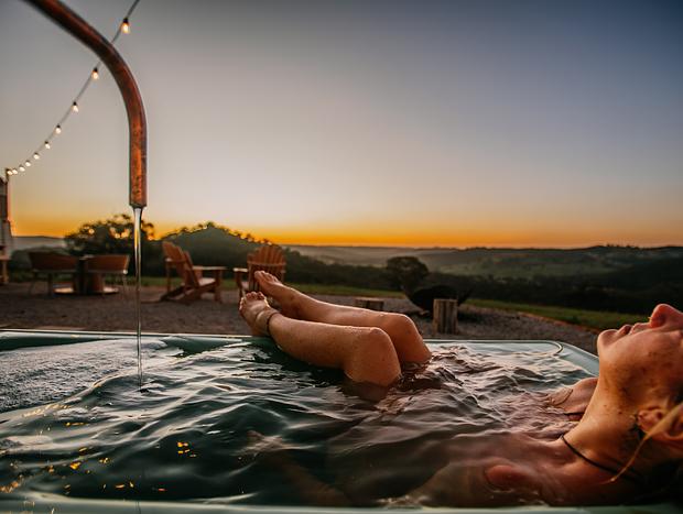 Photo 3 for Outdoor Bath Sesh at Sunset