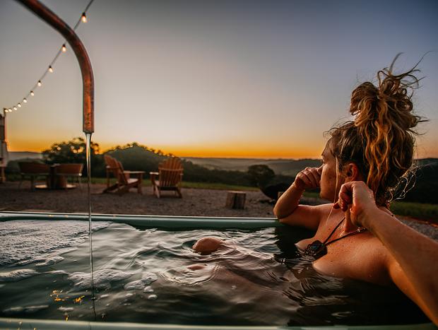 Photo 5 for Outdoor Bath Sesh at Sunset