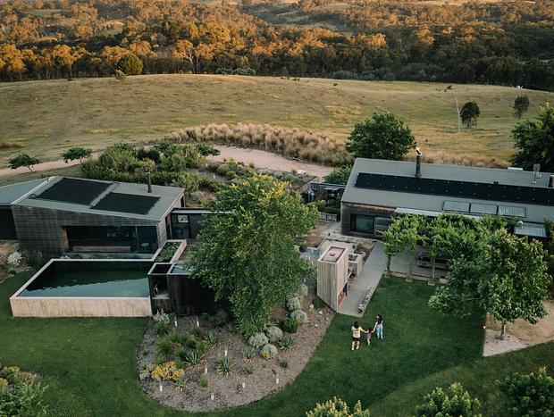 Photo 35 for Hillplains off-grid Luxury