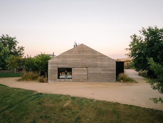 Photo 40 for Hillplains off-grid Luxury