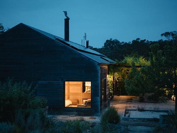 Photo 45 for Hillplains off-grid Luxury