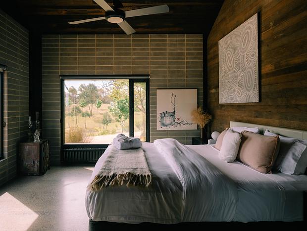 Photo 46 for Hillplains off-grid Luxury