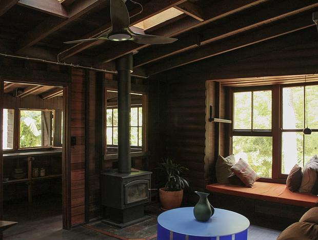 Photo 10 for Hot Tub Hideaway in The Valley