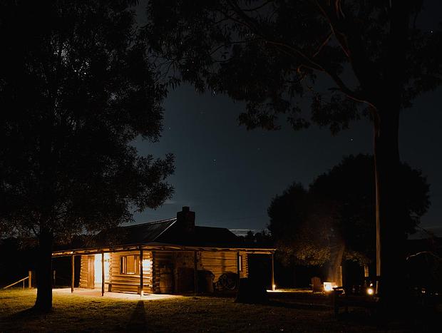 Photo 55 for Luxury vineyard log cabin in Yarra Valley foothills