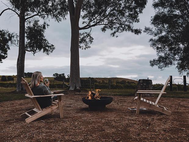 Photo 59 for Luxury vineyard log cabin in Yarra Valley foothills