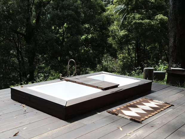 Photo 15 for Intimate Rainforest Retreat with Valley Views