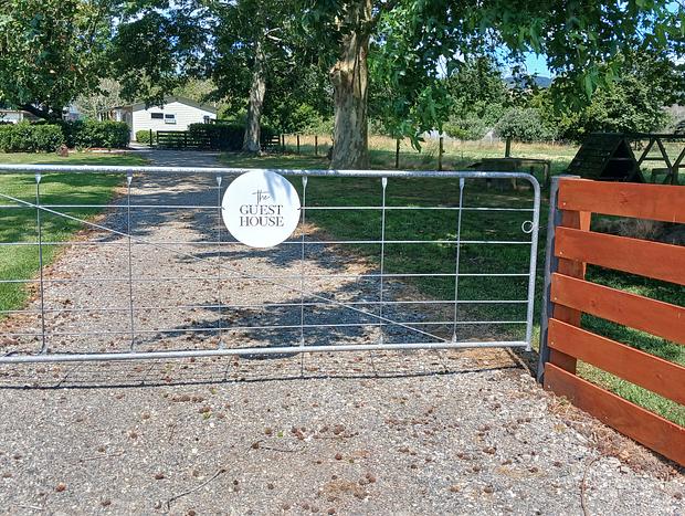 Photo 25 for Cute Modern Guest Cottage on Rural Setting