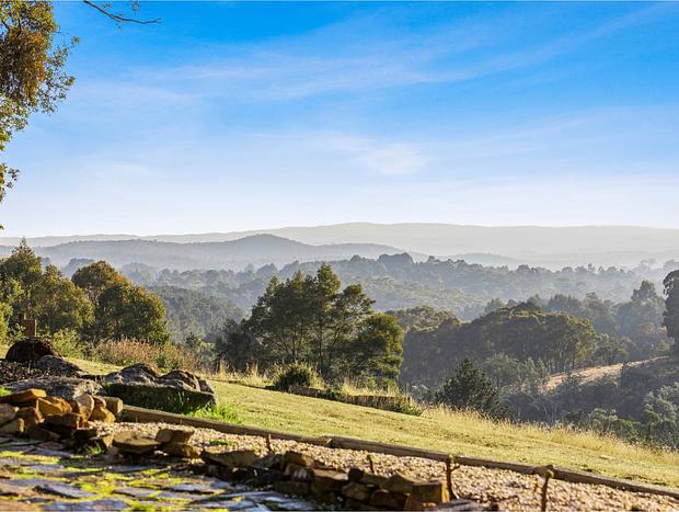 Photo 6 for Honey Hill - Daylesford Region
