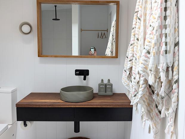 Photo 17 for Stunning Bush-Beach House Retreat