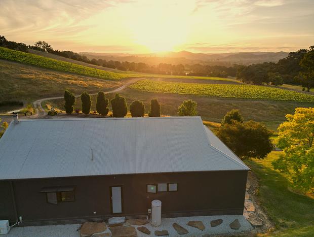 Photo 11 for The Vineyard House