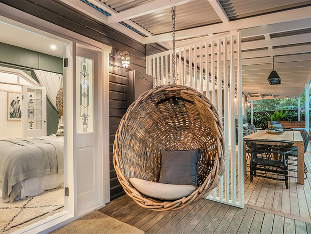 Photo 9 for Barefoot Bay Cottage with Pool & Outdoor Bath