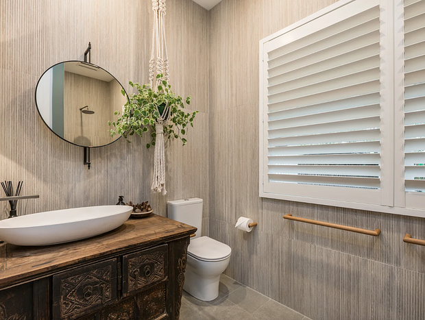 Photo 8 for Barefoot Bay Cottage with Pool & Outdoor Bath