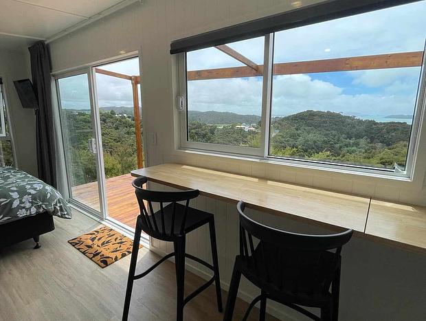 Photo 4 for Private with Stunning Ocean and Bush Views- Tui View Cabin