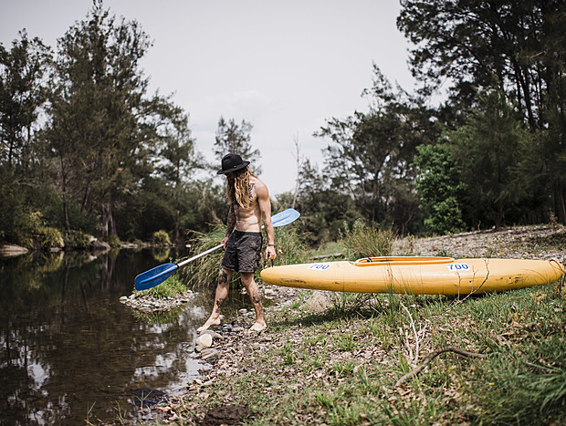 Photo 3 for Kayak out front?