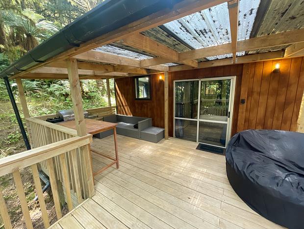 Photo 19 for Wonderforest Tiny House in Trees