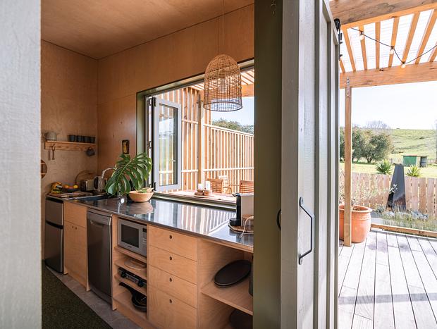 Photo 22 for Romantic Retreat in Matakana