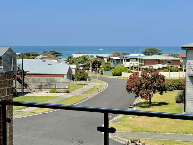 Photo 18 for Shellina - Dog friendly holidays at Apollo bay