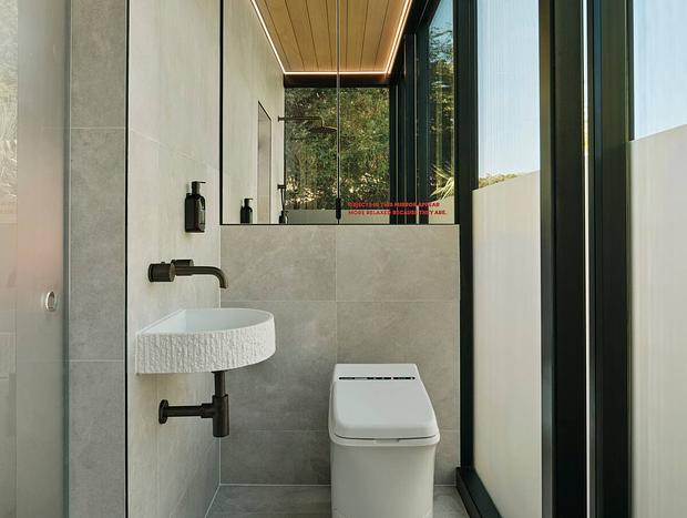 Photo 14 for Yarra Valley Mirror Home with Stunning Bath & Gardens