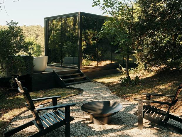 Photo 4 for Yarra Valley Mirror Home with Stunning Bath & Gardens