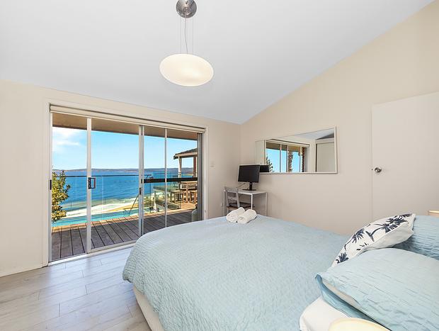 Photo 12 for 'Amazing 180 Degree Views' by HolidayCo.