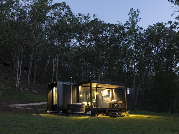 Photo 30 for The Lantern by Huch - built for the wild