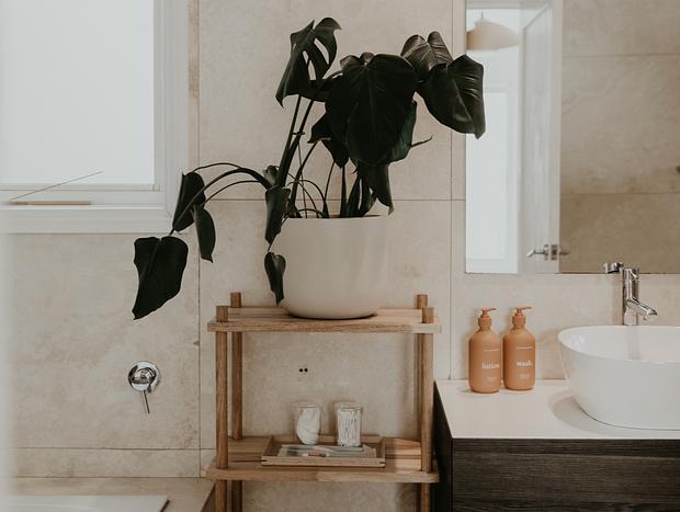 Photo 9 for Stylish & Relaxing - Bathtub, Vinyls, Fireplace