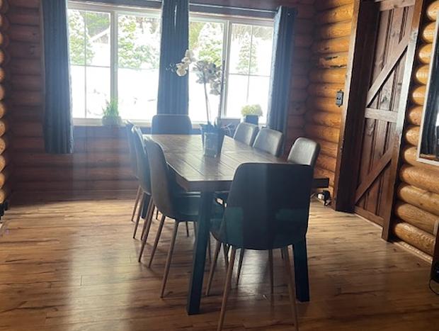 Photo 39 for Beautiful Updated Log Cabin In The Wilderness