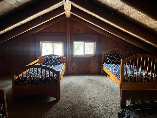 Photo 42 for Beautiful Updated Log Cabin In The Wilderness