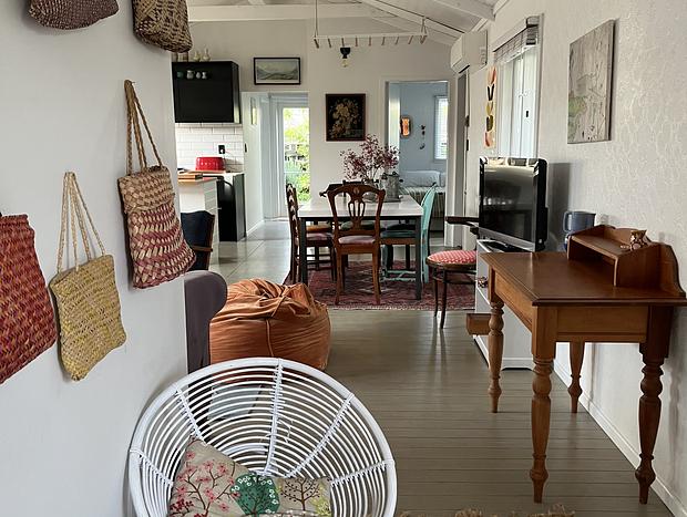Photo 10 for Karaka Surf Cottage