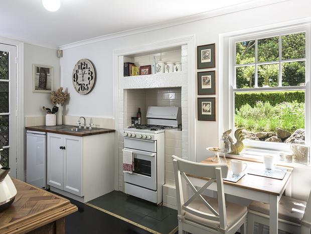 Photo 7 for Gatehouse Cottage - A Romantic Retreat at Moulton Park Estate