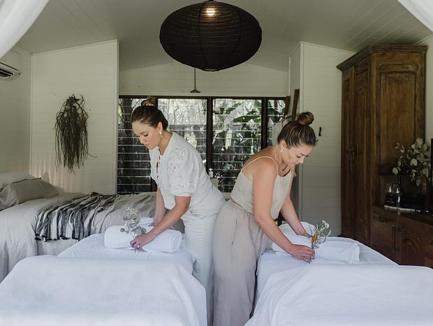 Photo 6 for Couples Massage by Healing Hands of the Hunter