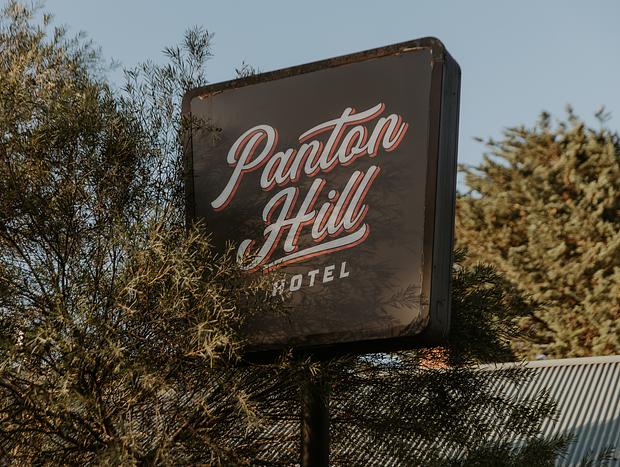Photo 3 for Panton Hill Hotel