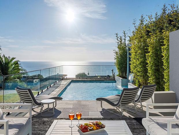 Photo 56 for Deja View - Heated Pool, Exquisite Views, Pure Luxury, Home Lift, BBQ